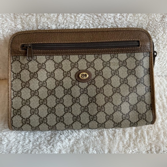 Gucci Beige and Brown Monogram Travel Bag - Picture 1 of 8